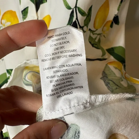 Cynthia Rowley Lemon Print Button-Up Dress.
Size XS - Picture 9 of 9